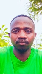 Andrew Konga