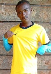 Chris Mutugi
