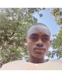 Chris Mutugi