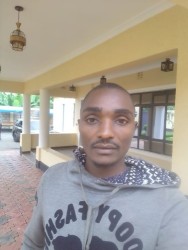 Kirora Robert