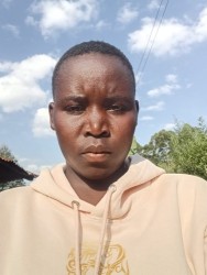 Mmbone Vivian