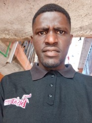 Nduwumwani Eric